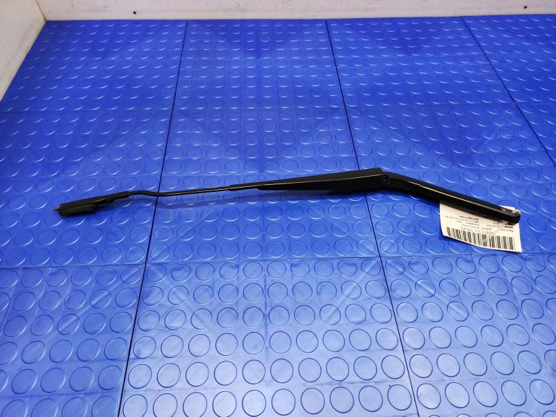 2014 Ford Mustang Wiper Arm