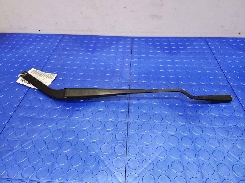 2014 Ford Mustang Wiper Arm