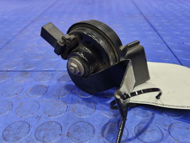 2014-2016 Porsche Panamera 970 Low Note Horn Assembly Genuine OEM 97063502600