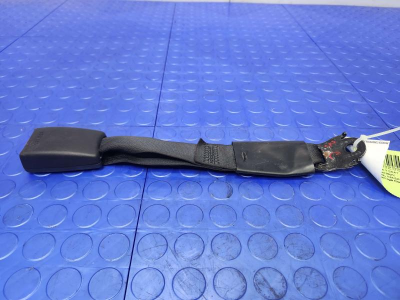2011 Infiniti QX56 Rear Seat Belt