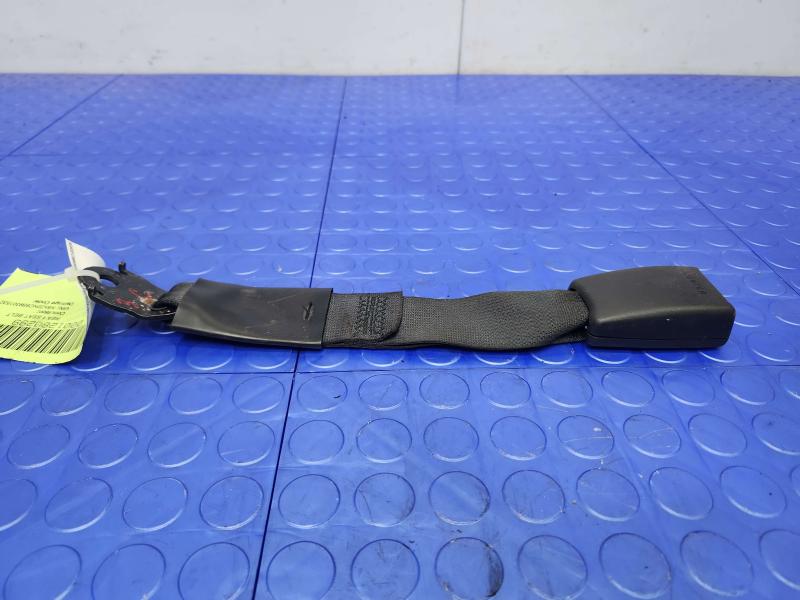 2011 Infiniti QX56 Rear Seat Belt