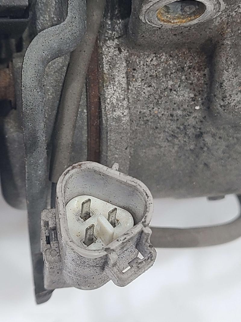2002 - 2006 Toyota Camry 2.4L AC Compressor Assembly OEM 8832006080