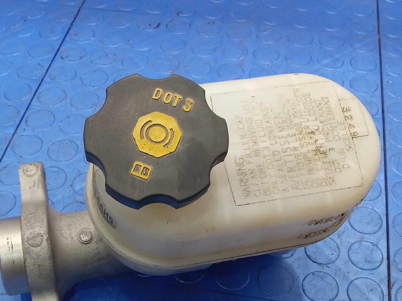 2014 Chevrolet Silverado 1500 Master Cylinder