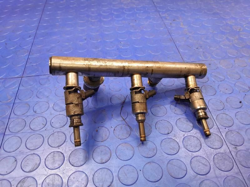 2015 Audi Q7 Misc Fuel Injection Parts
