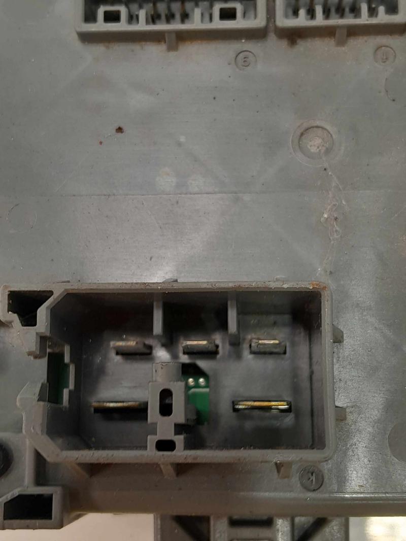 2018 Honda CR-V LX 2.4L Multiplex Junction Block OEM
