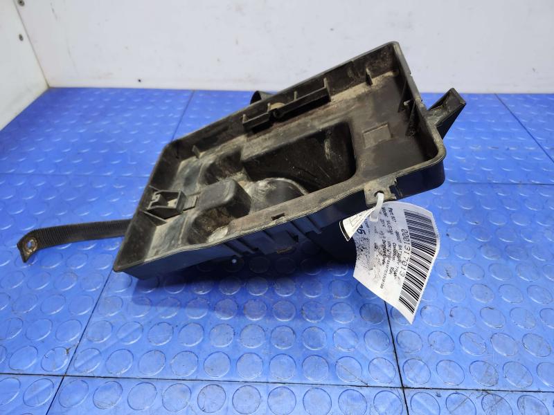 2014 Ford Mustang Battery Tray