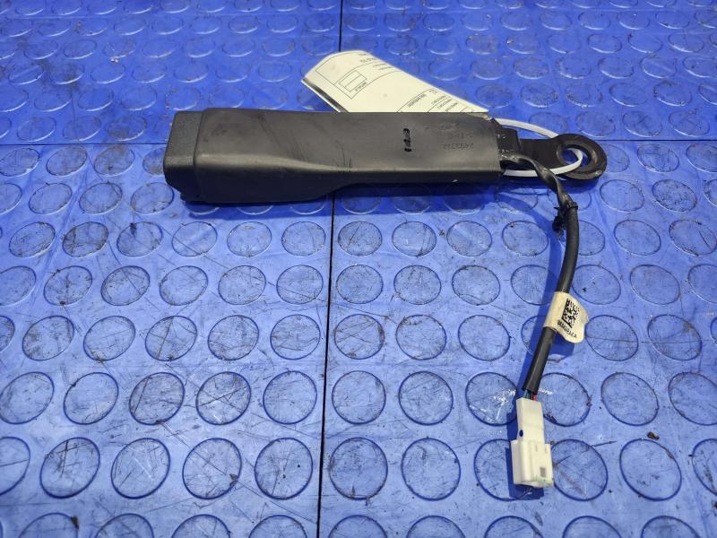 2018 Nissan Maxima Front Seat Belt