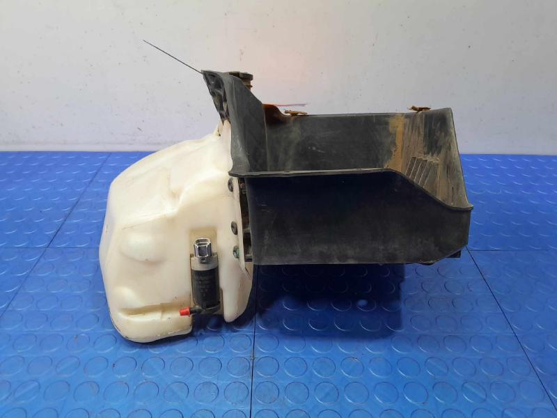 2013 Ford F-150 Washer Bottle
