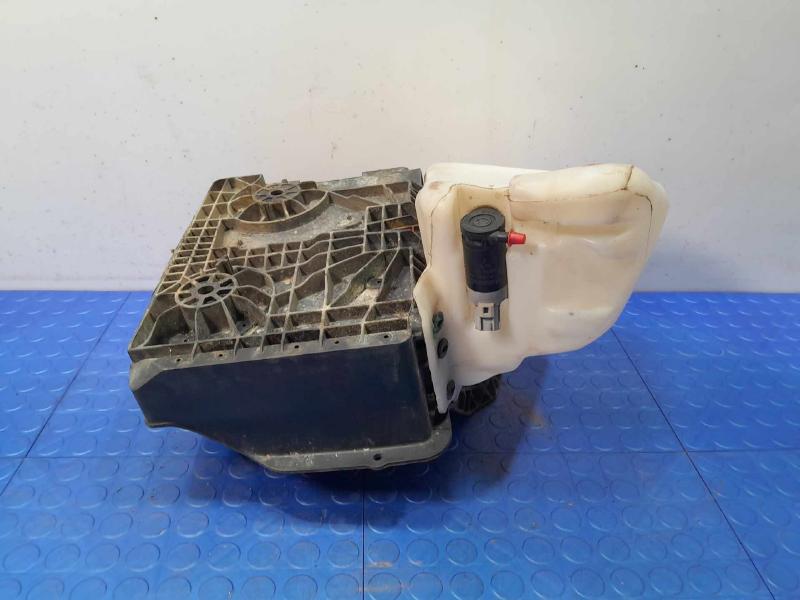 2013 Ford F-150 Washer Bottle