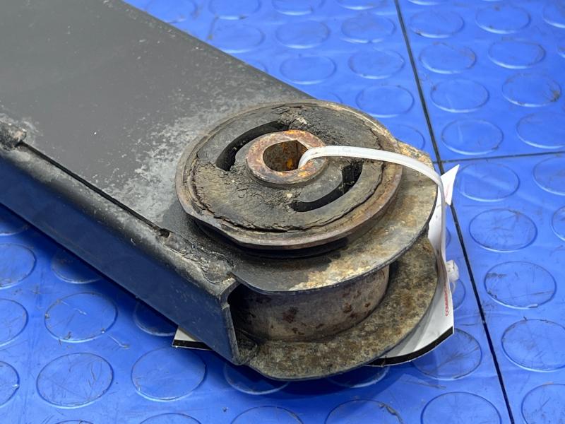 2003 Jeep Liberty Lower Control Arm Rr