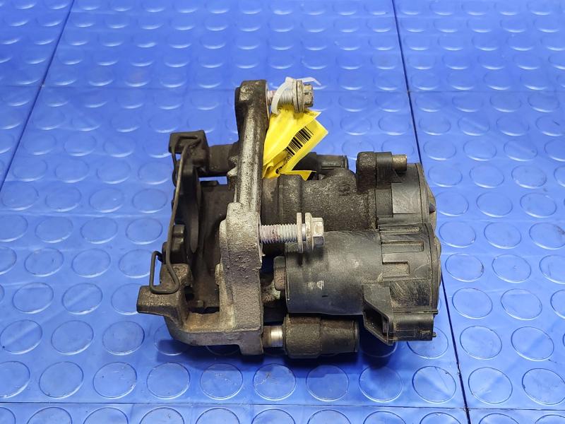 2020 Ford Escape Caliper