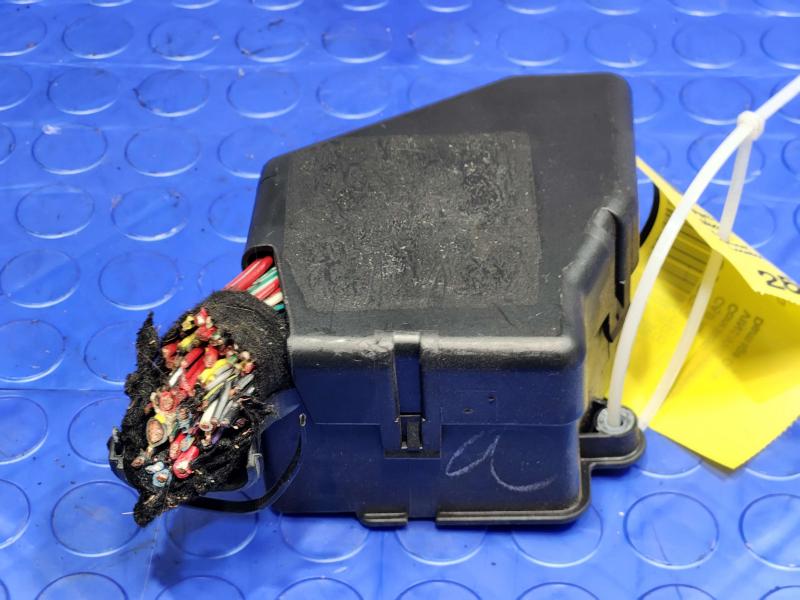2005 Volkswagen Jetta Cabin Fuse Box