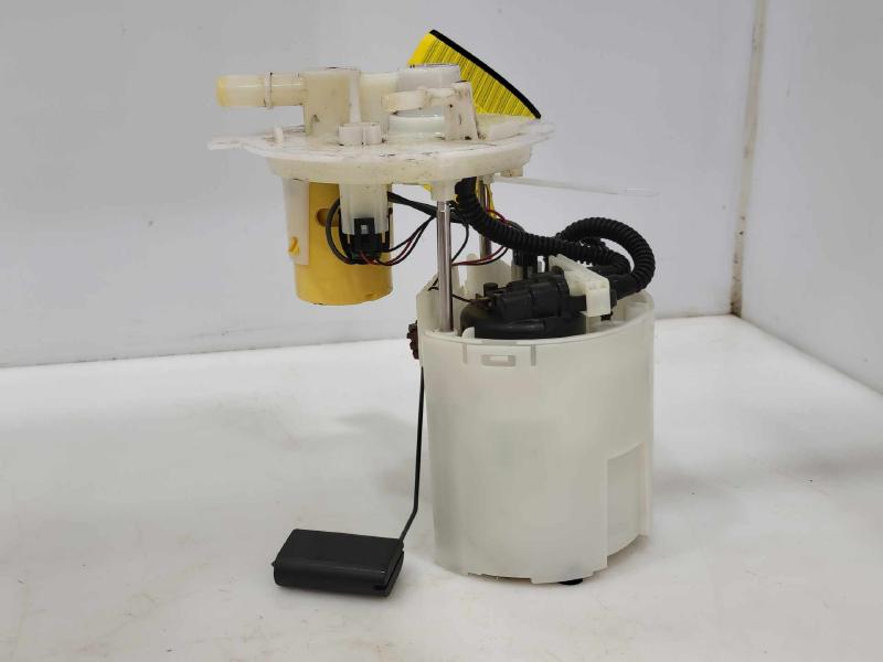 2011-2016 Hyundai Elantra Sedan Tank Mounted Fuel Pump Assembly OEM 311103X500