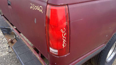 1989 Chevrolet Silverado 1500 Tail Light Assembly
