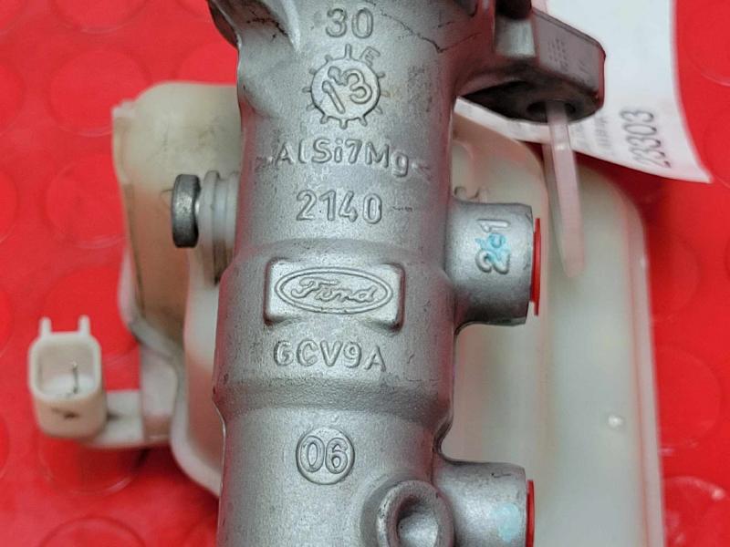 2013-2016 Ford Fusion Brake Master Cylinder Assembly Genuine OEM DG9Z2140A