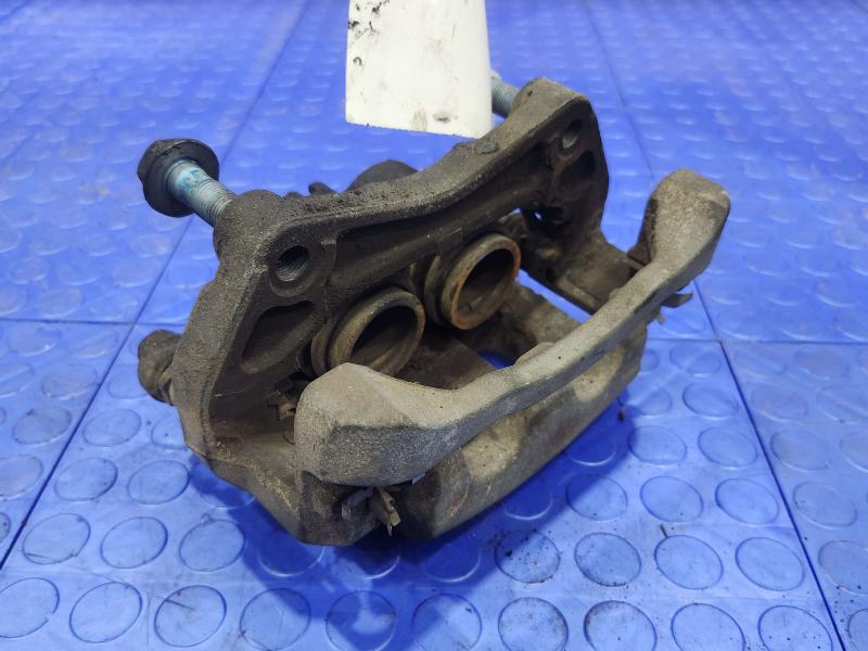 2013 Nissan Pathfinder Caliper
