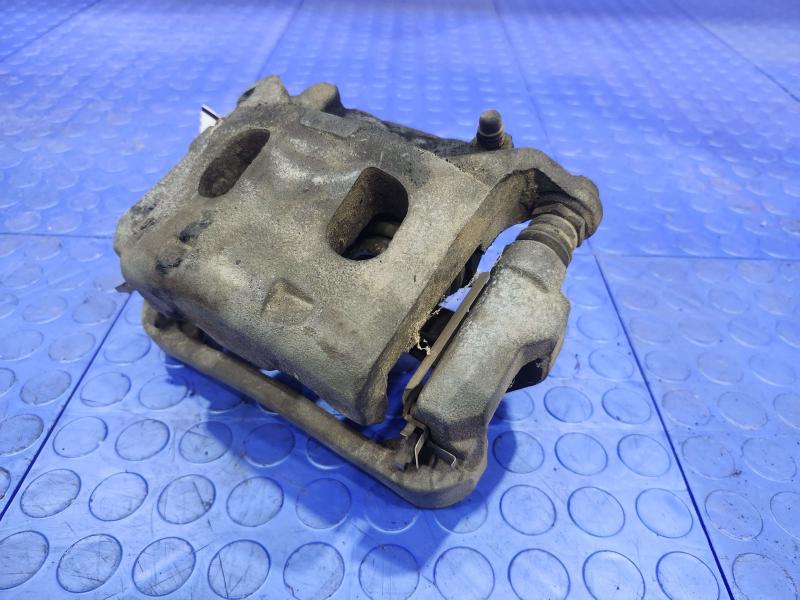 2013 Nissan Pathfinder Caliper