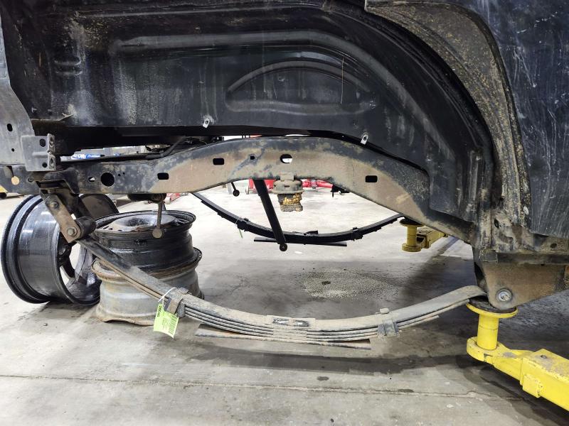 2007 Hummer H3 Leaf Spring Rear