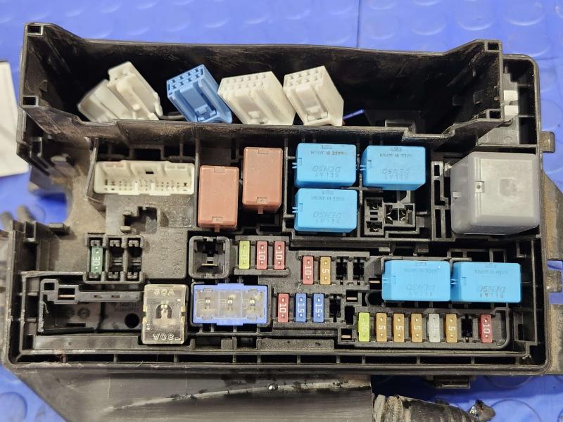 2014 Lexus IS 250 Engine Fuse Box