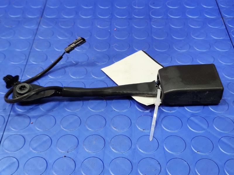 2019 GMC Terrain Front Seat Belt