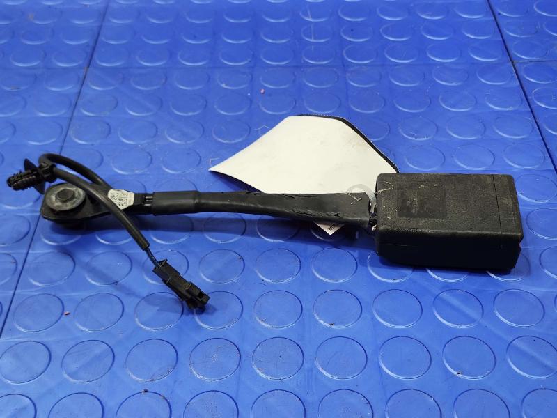 2019 GMC Terrain Front Seat Belt