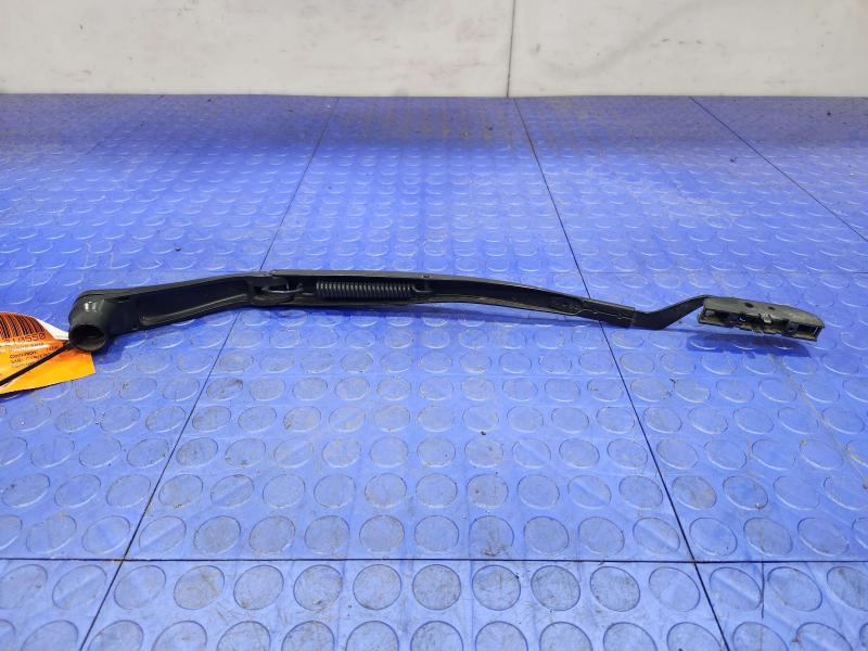 2015 Jeep Grand Cherokee Wiper Arm