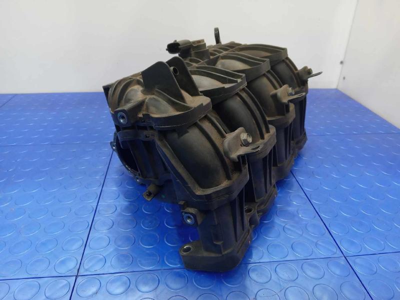 2015 Hyundai Santa Fe Intake Manifold