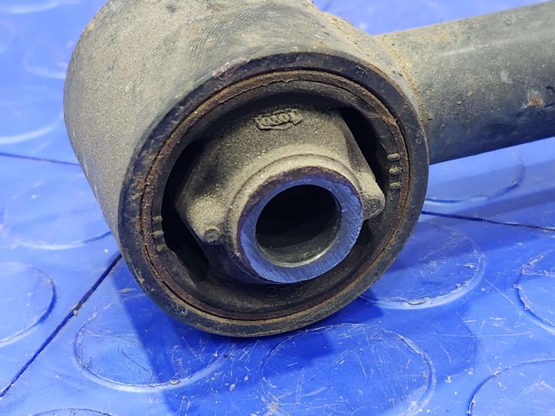 2011 Toyota Camry Lower Control Arm Rr