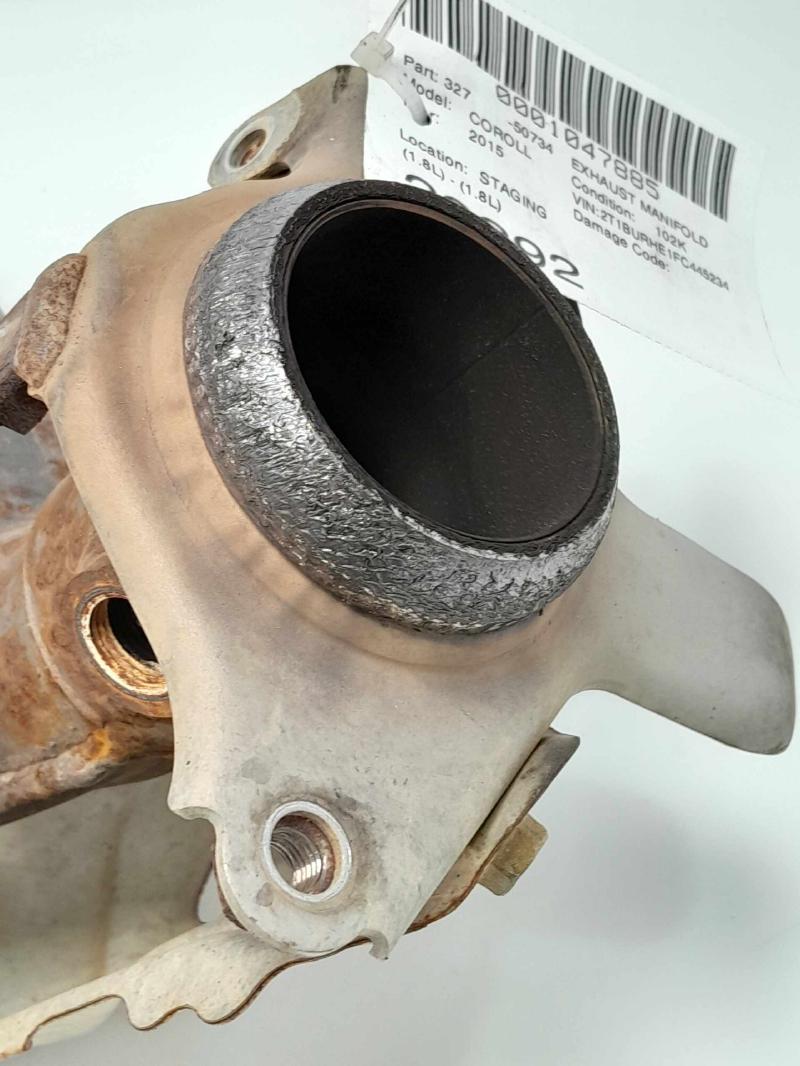 2015 Toyota Corolla Exhaust Manifold
