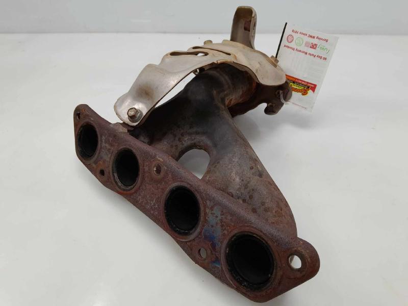 2015 Toyota Corolla Exhaust Manifold