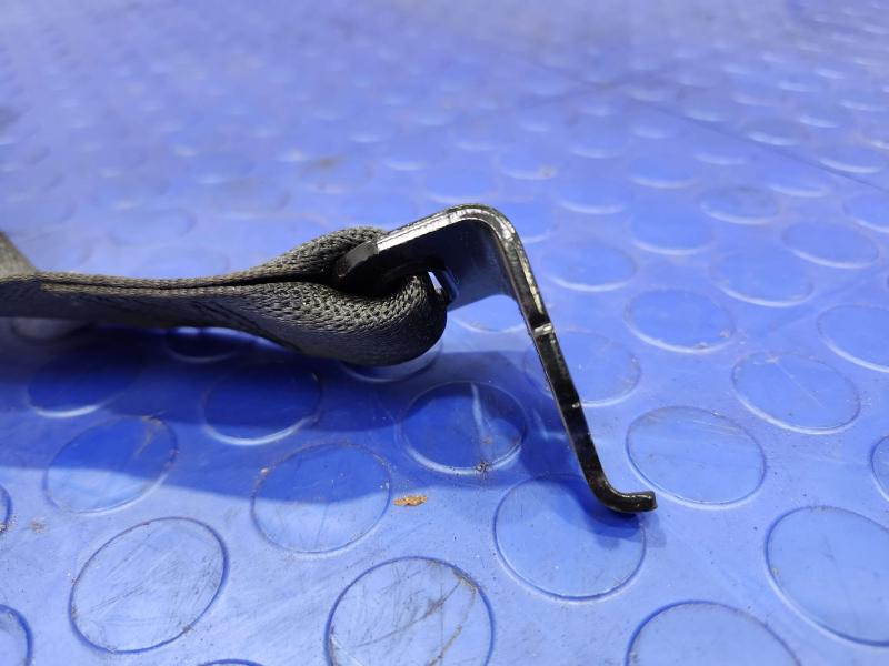 2015 Chrysler 200 Rear Seat Belt