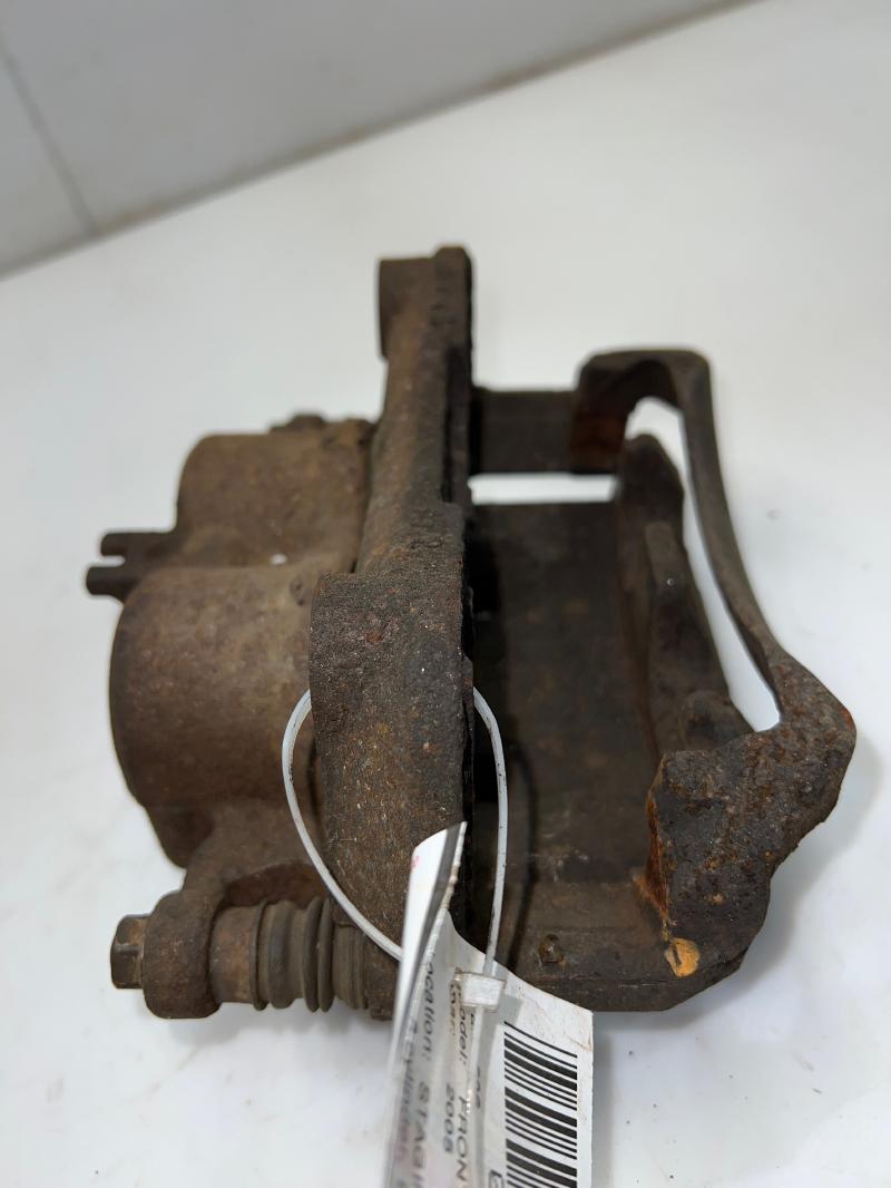 2005 Nissan Frontier Caliper