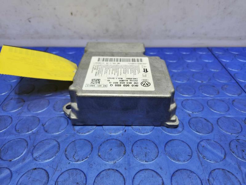 2015-2016 Audi A4 SRS Restraint Control Module Genuine OEM 8K0959655Q