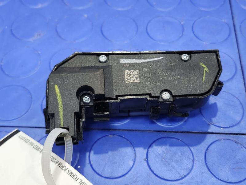 2017 Mercedes C-Class Door Switch Front