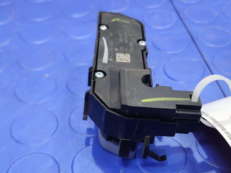 2017 Mercedes C-Class Door Switch Front
