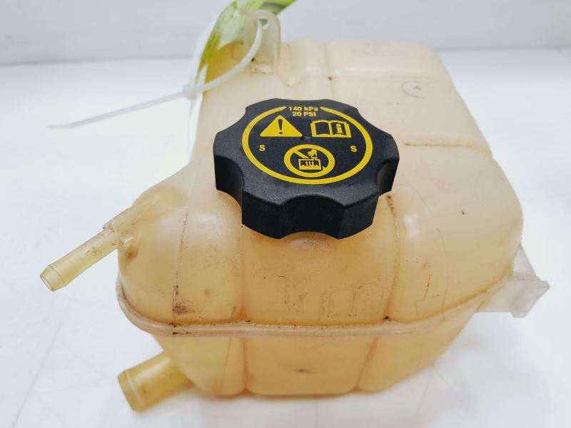 2018 Chevrolet Impala Coolant Recovery Bottle