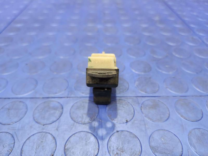 2007 Dodge Grand Caravan Door Switch Front