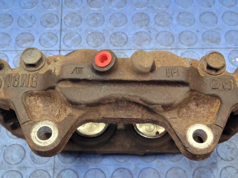 2003 Toyota 4Runner Caliper