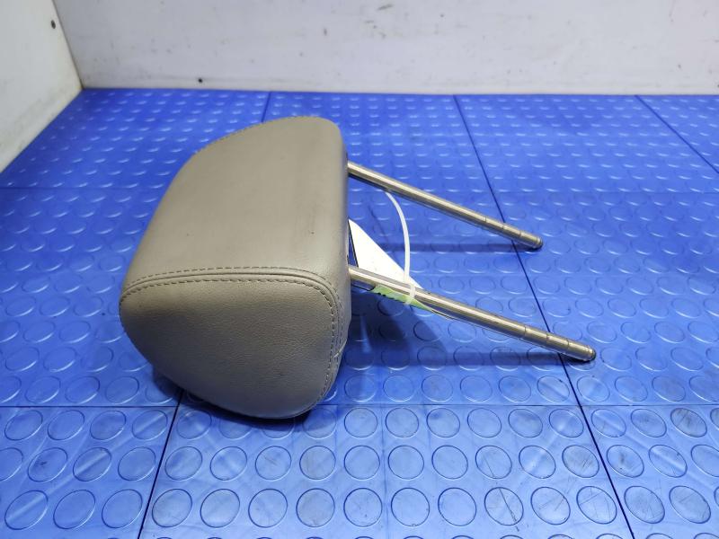2005 Volkswagen Jetta Headrest