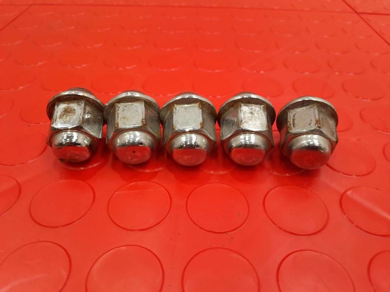 2012 Kia Forte Lug Nuts