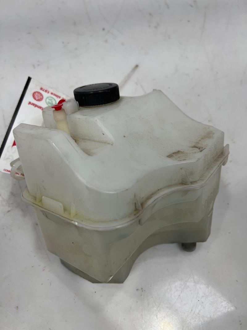 2015 Nissan Altima Coolant Recovery Bottle