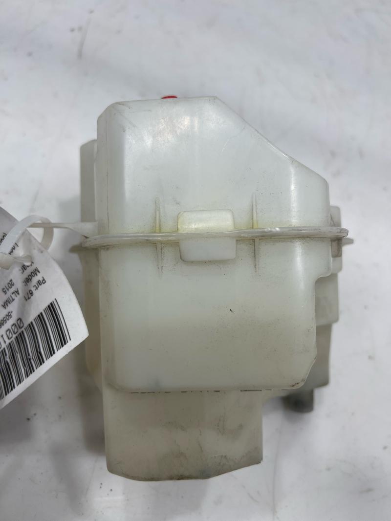 2015 Nissan Altima Coolant Recovery Bottle
