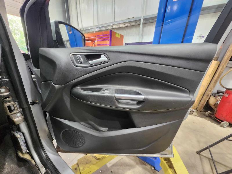 2014 Ford Escape Front Door Trim Panel