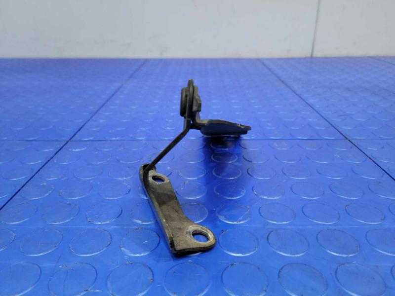 2006 Honda Ridgeline Hood Hinge