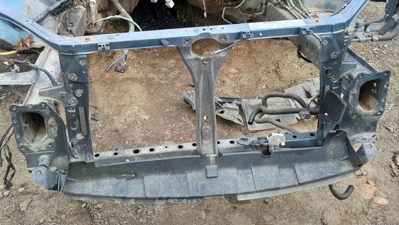 2005 Subaru Legacy Radiator Support