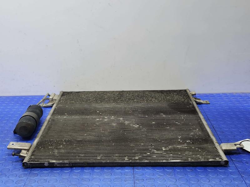 2011 Infiniti QX56 Condenser