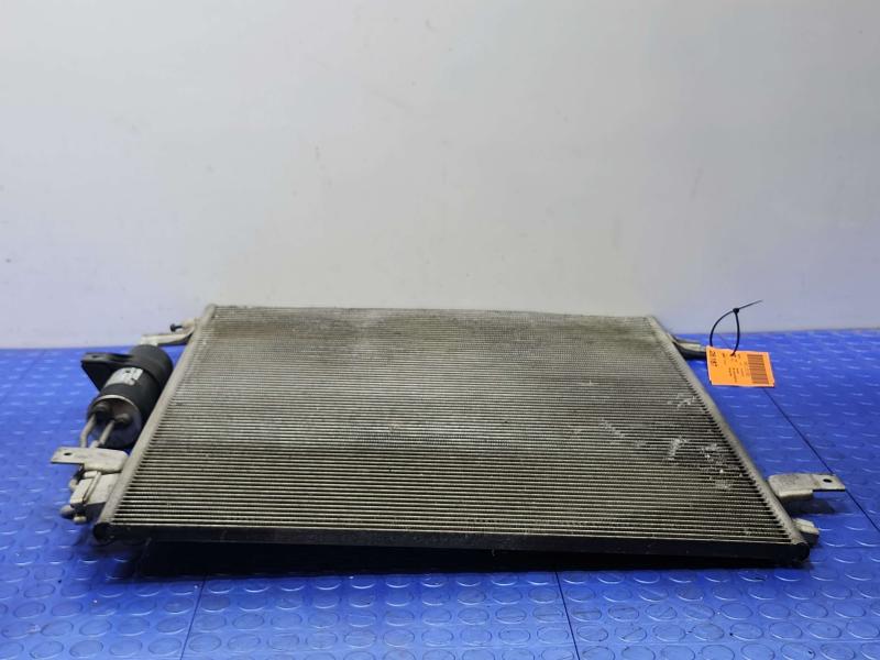 2011 Infiniti QX56 Condenser