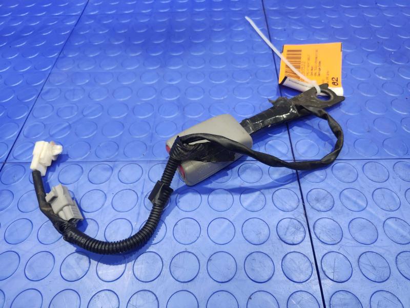 2006 Toyota 4Runner Front Seat Belt