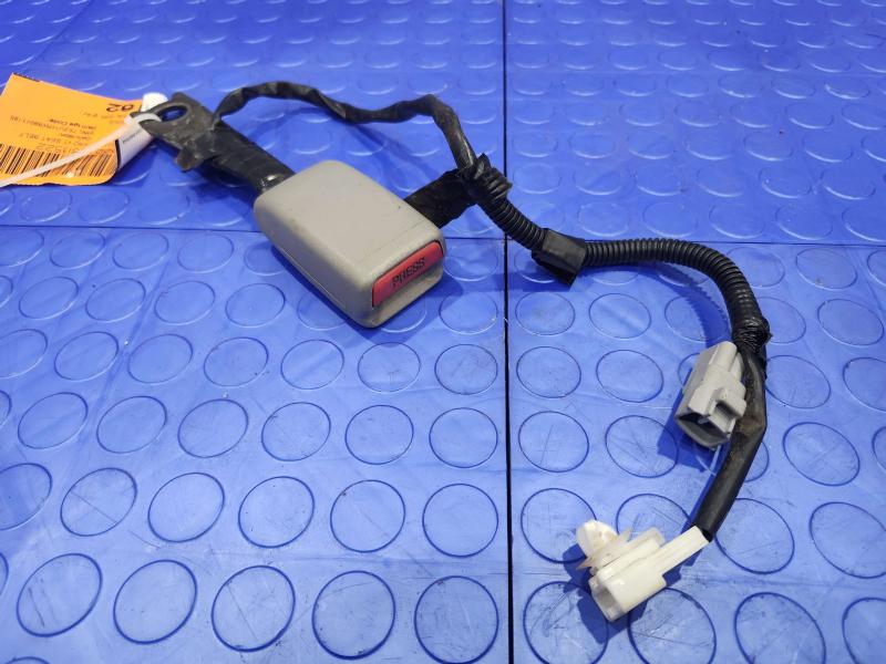 2006 Toyota 4Runner Front Seat Belt
