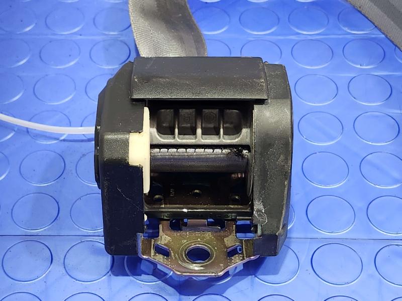 2005 Volkswagen Jetta Rear Seat Belt
